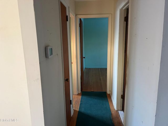 1377 Tracy Avenue, Niskayuna, NY 12309