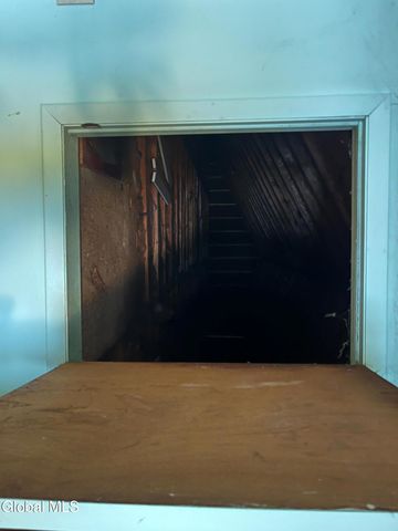 1377 Tracy Avenue, Niskayuna, NY 12309