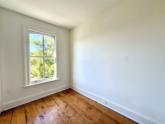 176 South Street 3, Newburgh, NY 12550