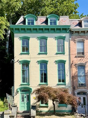 176 South Street 3, Newburgh, NY 12550