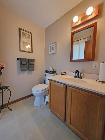 17204 Colorado Street, Hebron, IN 46341