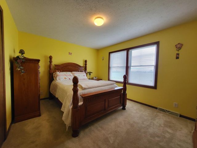 17204 Colorado Street, Hebron, IN 46341