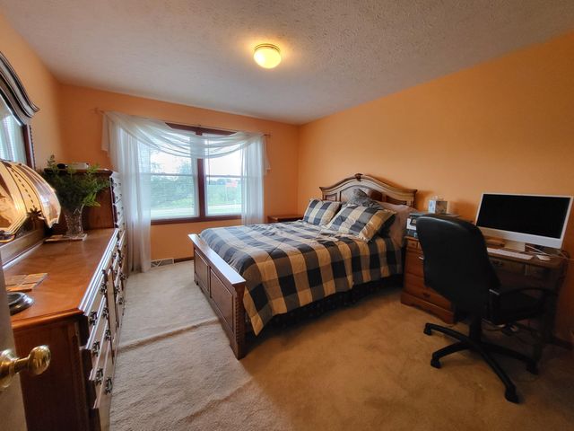 17204 Colorado Street, Hebron, IN 46341