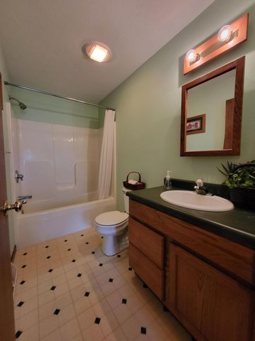 17204 Colorado Street, Hebron, IN 46341