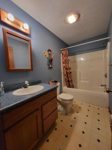 17204 Colorado Street, Hebron, IN 46341