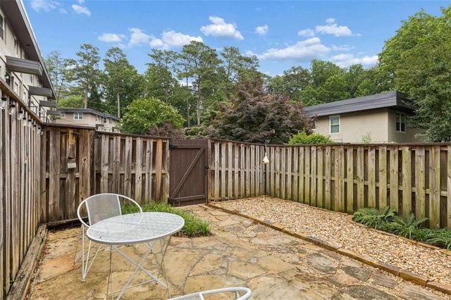 327 Lakemoore Drive B, Atlanta, GA 30342