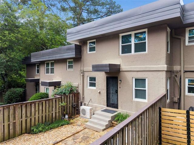 327 Lakemoore Drive B, Atlanta, GA 30342