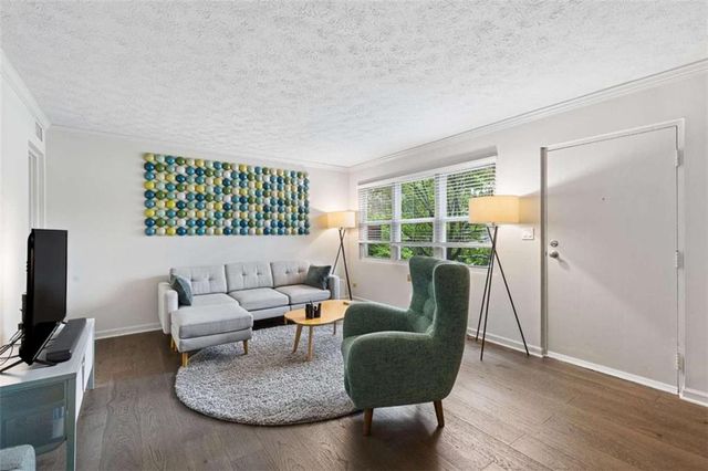 327 Lakemoore Drive B, Atlanta, GA 30342