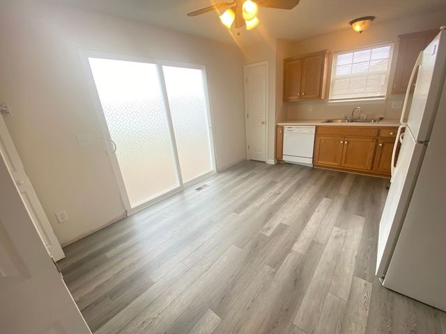 706 Vincent Cason Ave Apt A, Lebanon, TN 37087
