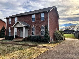 706 Vincent Cason Ave Apt A, Lebanon, TN 37087