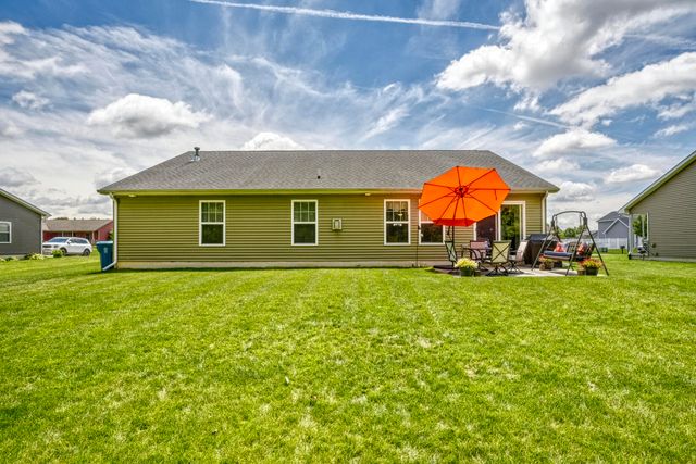 5842 W 172nd Avenue, Lowell, IN 46356
