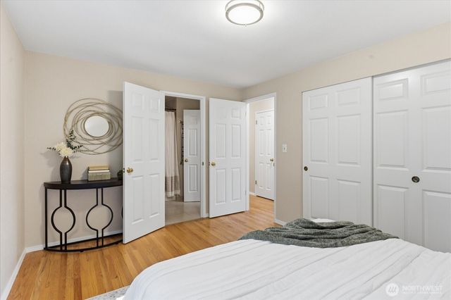 9216 169th Place NE, Redmond, WA 98052