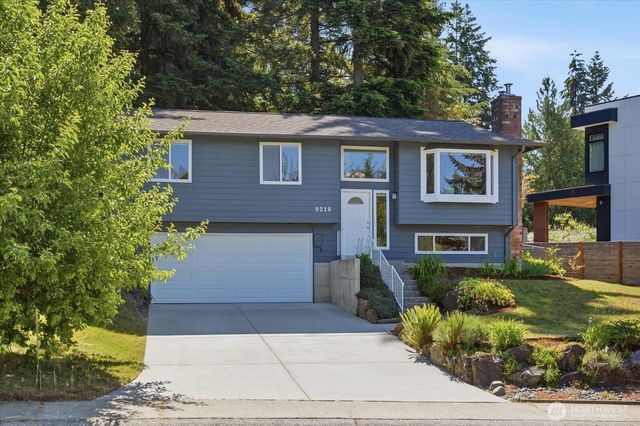 9216 169th Place NE, Redmond, WA 98052