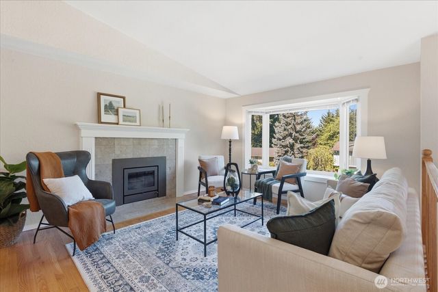 9216 169th Place NE, Redmond, WA 98052