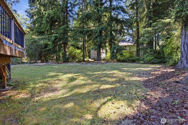 9216 169th Place NE, Redmond, WA 98052