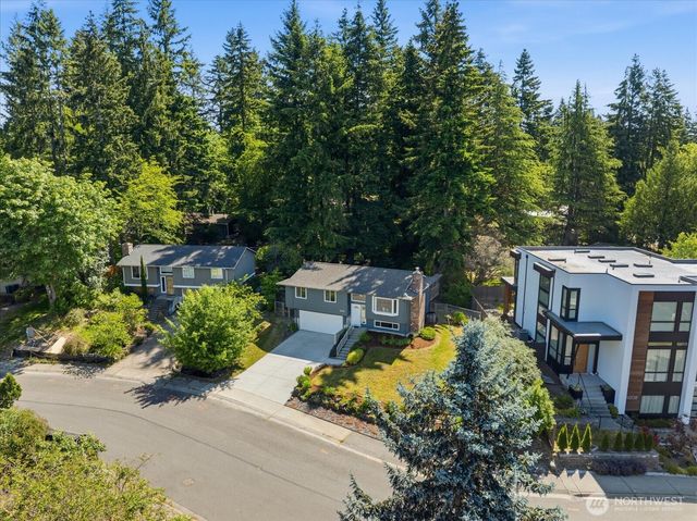 9216 169th Place NE, Redmond, WA 98052