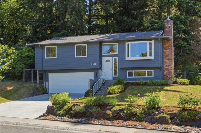 9216 169th Place NE, Redmond, WA 98052