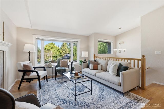 9216 169th Place NE, Redmond, WA 98052