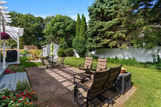 422 Randall Road, Norton Shores, MI 49441