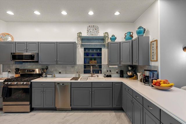 422 Randall Road, Norton Shores, MI 49441