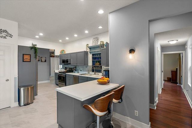 422 Randall Road, Norton Shores, MI 49441