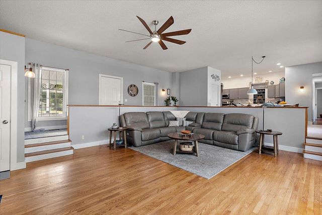 422 Randall Road, Norton Shores, MI 49441