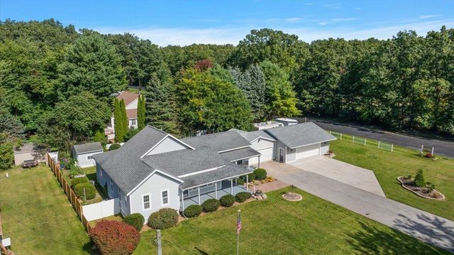 422 Randall Road, Norton Shores, MI 49441