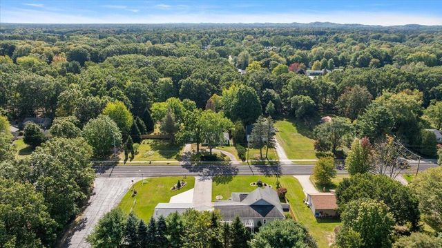 422 Randall Road, Norton Shores, MI 49441