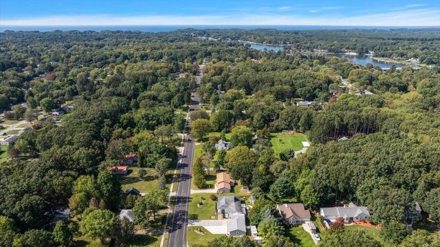 422 Randall Road, Norton Shores, MI 49441