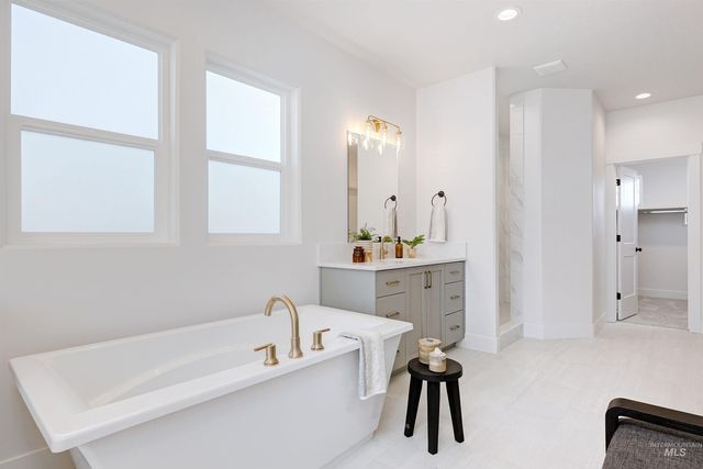 2912 E Mardia St, Meridian, ID 83642