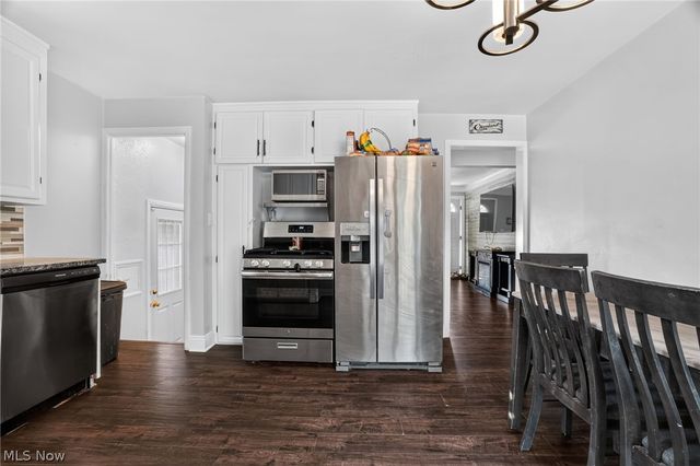 2239 Larchmont Drive, Wickliffe, OH 44092