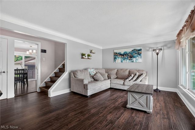 2239 Larchmont Drive, Wickliffe, OH 44092
