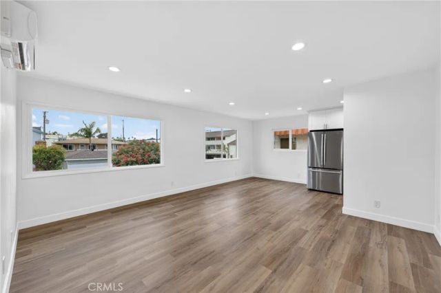 144 11th C, Seal Beach, CA 90740