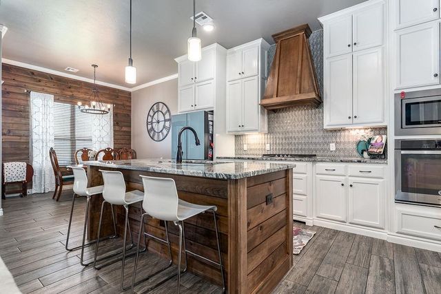 1230 NE Auburn Circle, Piedmont, OK 73078