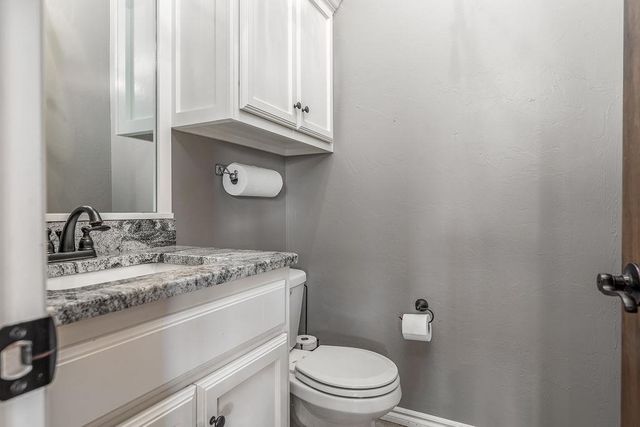 1230 NE Auburn Circle, Piedmont, OK 73078