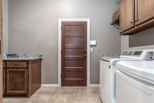 1230 NE Auburn Circle, Piedmont, OK 73078
