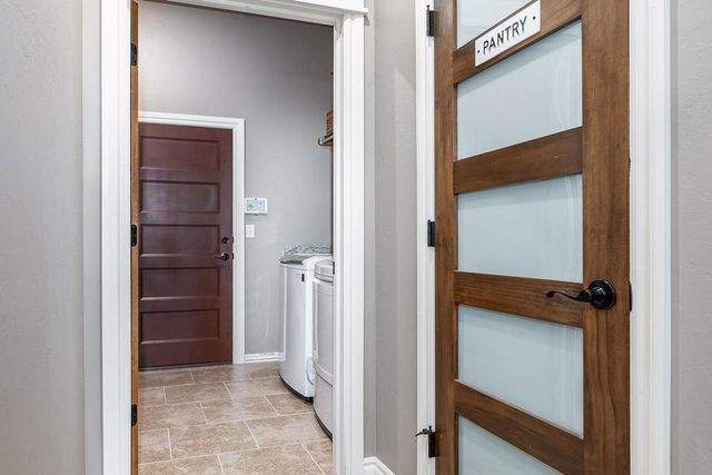 1230 NE Auburn Circle, Piedmont, OK 73078