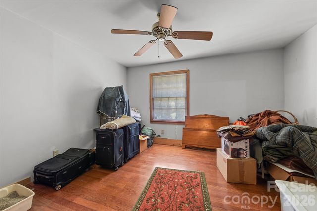 1717 Howard Moore Road, Hot Springs, NC 28743