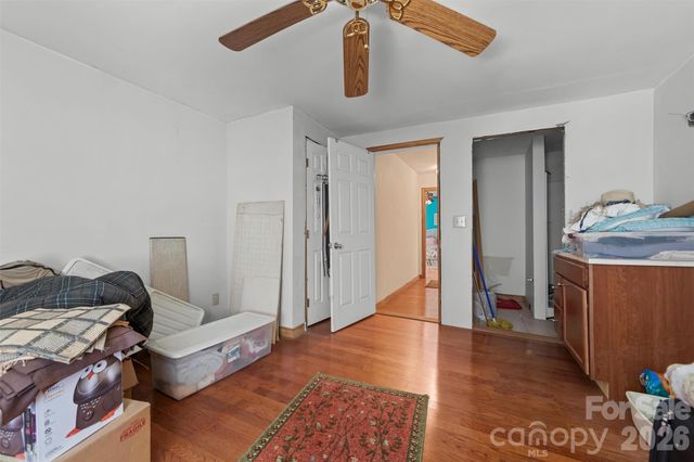 1717 Howard Moore Road, Hot Springs, NC 28743