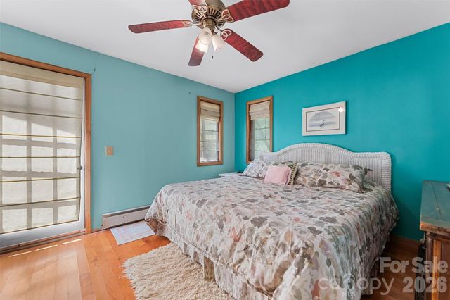 1717 Howard Moore Road, Hot Springs, NC 28743