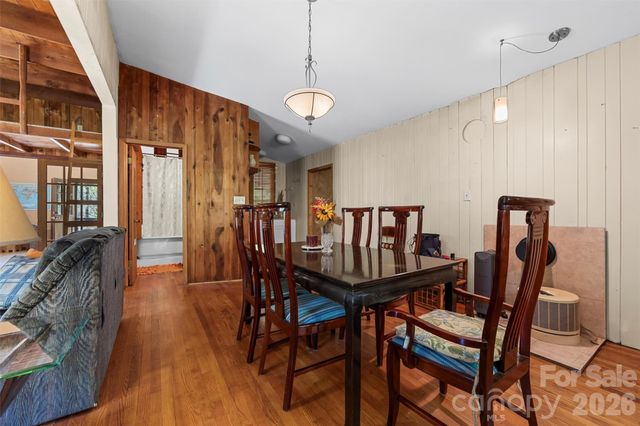 1717 Howard Moore Road, Hot Springs, NC 28743
