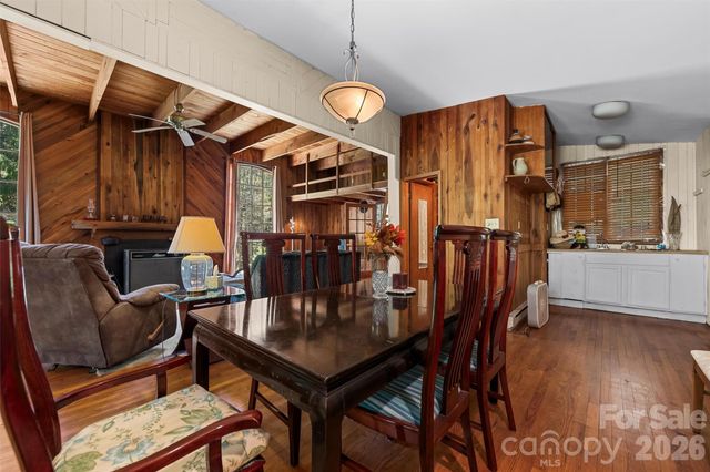 1717 Howard Moore Road, Hot Springs, NC 28743