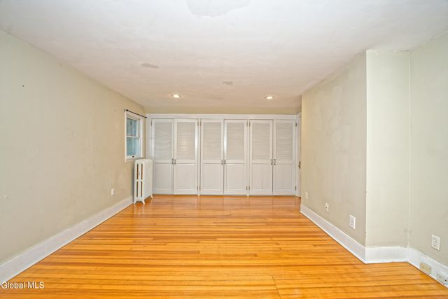 1180 Regent Street, Niskayuna, NY 12309