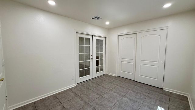 8501 W Mitchell Drive, Phoenix, AZ 85037