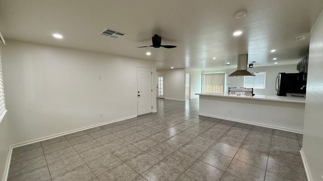 8501 W Mitchell Drive, Phoenix, AZ 85037