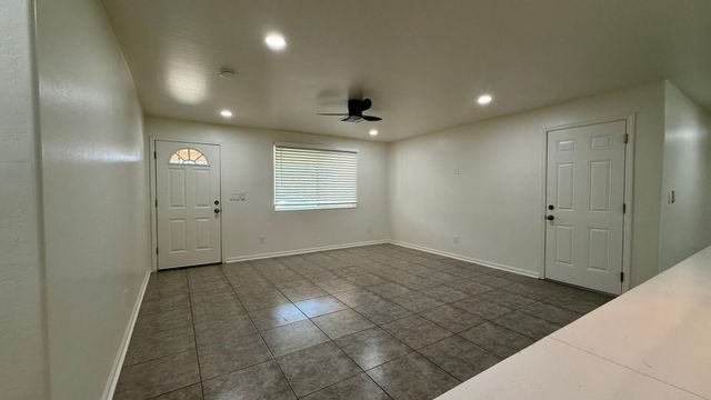 8501 W Mitchell Drive, Phoenix, AZ 85037