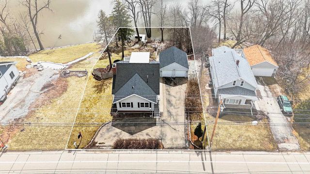 1721 W MAIN STREET, Little Chute, WI 54140