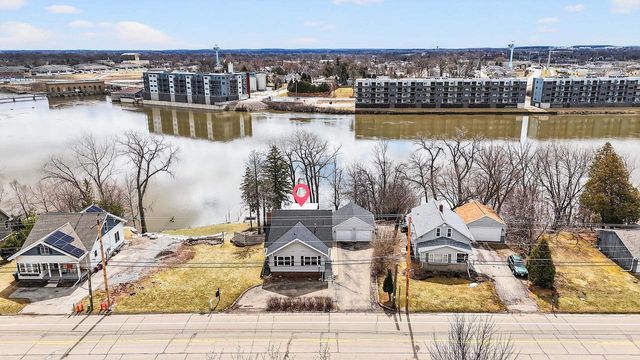 1721 W MAIN STREET, Little Chute, WI 54140