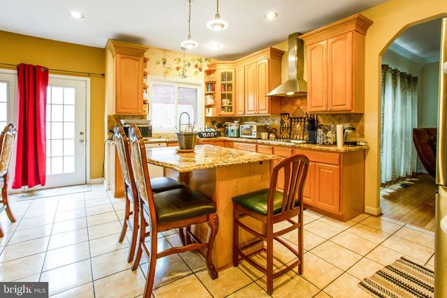 15655 HENS REST LN, Waldorf, MD 20601