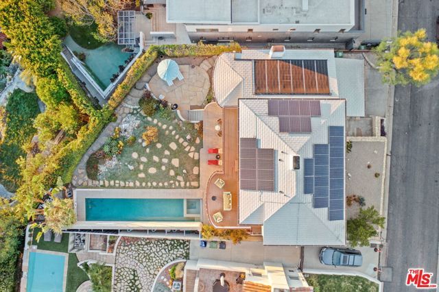 3814 Amesbury Road, Los Angeles, CA 90027